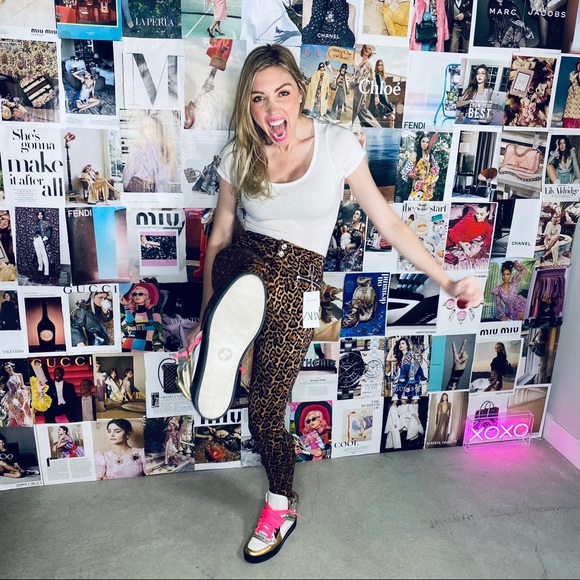 Zara Mid-Rise Skinny Leopard Pants - Picture 2 of 11